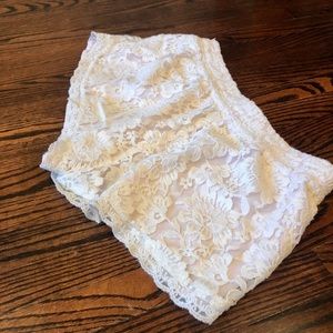 Aritiza Talula Lace Shorts
